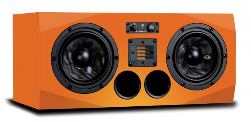 監(jiān)聽(tīng)音箱也要玩時(shí)尚：Adam 為 AX 推出五種花色的貼紙，也可以自己設(shè)計(jì)