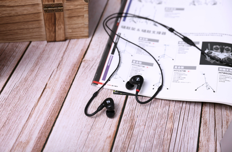 最佳直播 / 錄音搭檔，想聽(tīng)你唱：森海塞爾 MK 4 話筒搭配耳機(jī)套裝