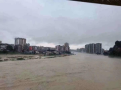 致敬！“乘風破浪”的廣電人